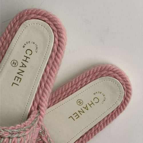 High Quality Luxury Chanel New Woven Slippers – Style 98406 product detail