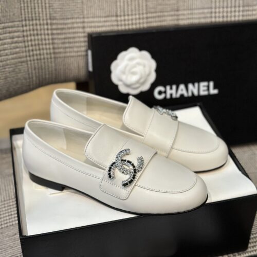 High Quality Luxury Chanel Spring And Summer Crystal Double C Loafers – Style 89702