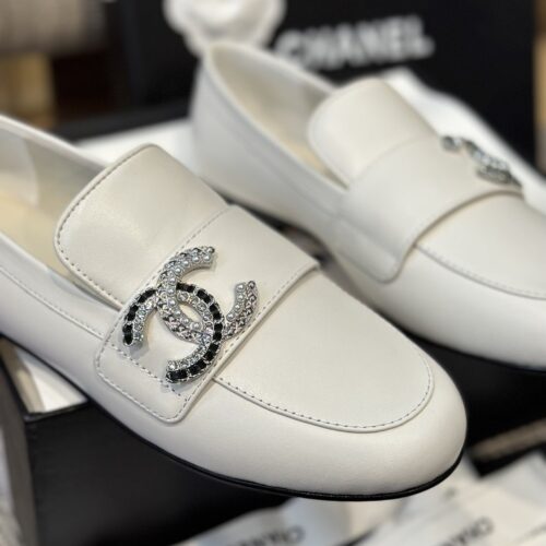High Quality Luxury Chanel Spring And Summer Crystal Double C Loafers – Style 89702 product detail