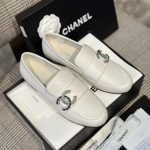 High Quality Luxury Chanel Spring And Summer Crystal Double C Loafers – Style 89702 alternate view