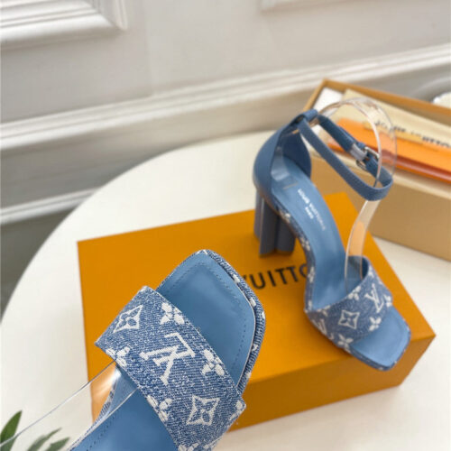 High Quality Luxury Louis Vuitton Plum Blossom And Sandals product detail