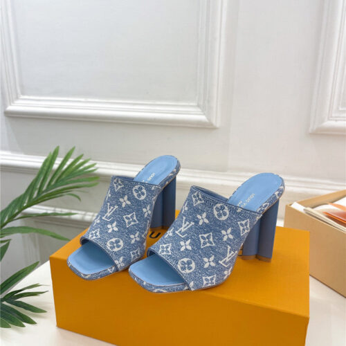 High Quality Luxury Louis Vuitton Plum Blossoms And Slippers