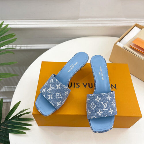 High Quality Luxury Louis Vuitton Latest Slippers product detail