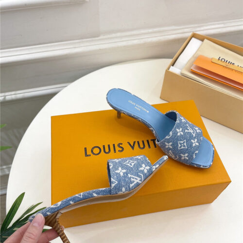 High Quality Luxury Louis Vuitton Latest Slippers alternate view