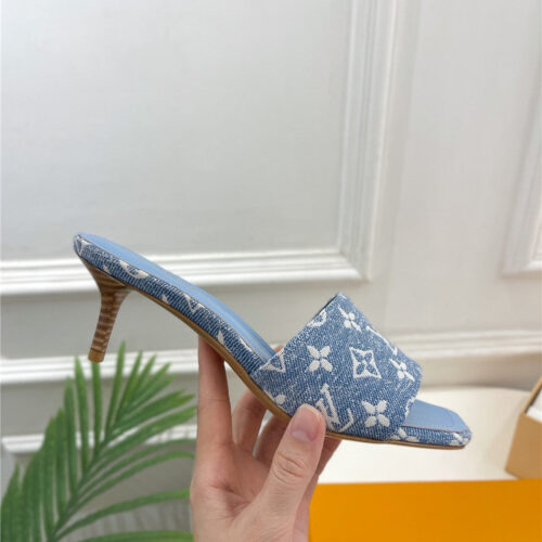 High Quality Luxury Louis Vuitton Latest Slippers product detail