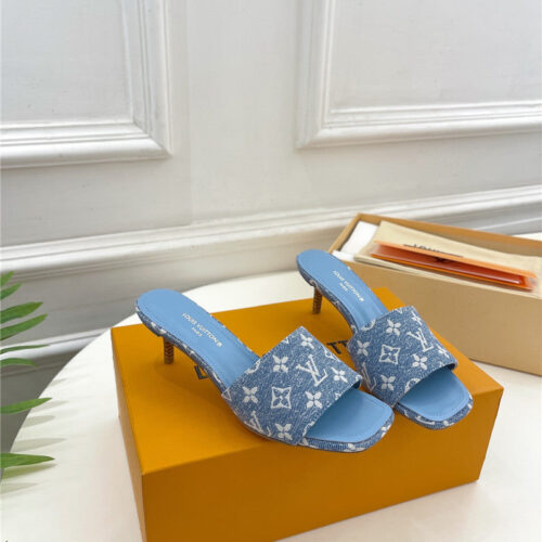 High Quality Luxury Louis Vuitton Latest Slippers product detail