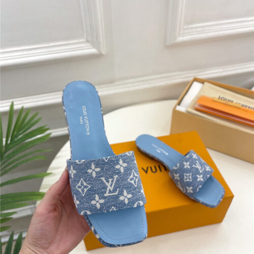 High Quality Luxury Louis Vuitton Latest Slippers – Style 43811 product detail