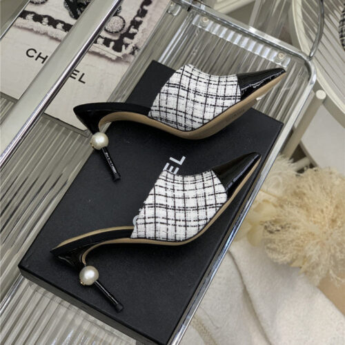 High Quality Luxury Chanel Pointed Toe Stiletto Mules alternate view