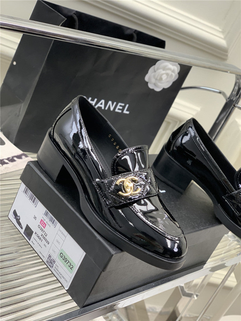 High Quality Luxury Chanel Double C Logo Shoes product detail