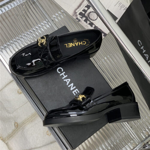 High Quality Luxury Chanel Double C Logo Shoes alternate view