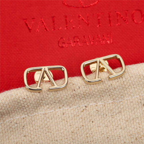 High Quality Luxury Valentino Simple And Elegant Logo Logo Earrings