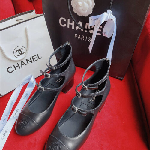 High Quality Luxury Chanel Classic Color Matching Elements Large Logo Shoes – Style 02534