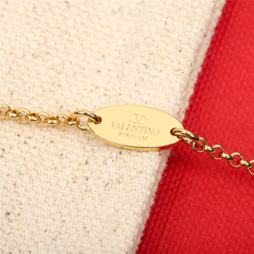 High Quality Luxury Valentino Full Diamond Bracelet – Style 51227 product detail
