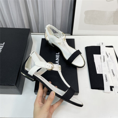 High Quality Luxury Chanel Classic Chain Accessories Sandals alternate view