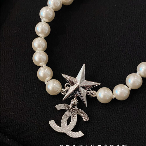 High Quality Luxury Chanel Green Water Drop Diamond Green Necklace product detail