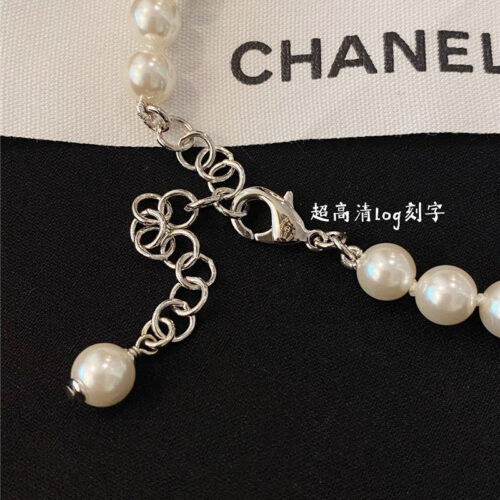 High Quality Luxury Chanel Green Water Drop Diamond Green Necklace product detail