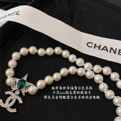 High Quality Luxury Chanel Green Water Drop Diamond Green Necklace product detail