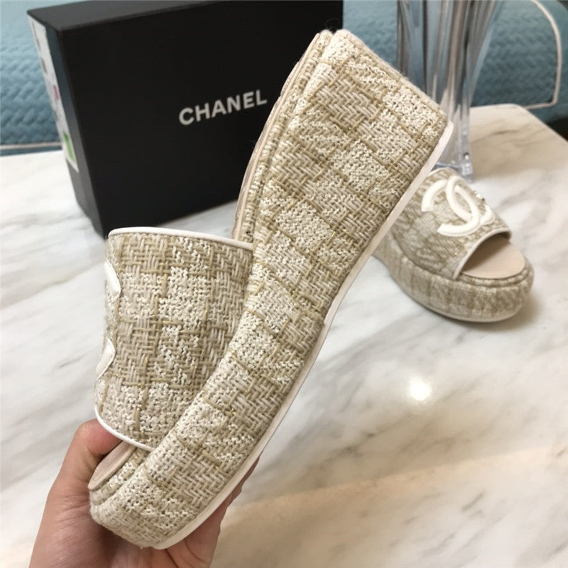 High Quality Luxury Chanel New Large Double C Lazy Platform Slippers – Style 64998 product detail