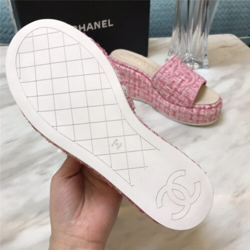 High Quality Luxury Chanel New Large Double C Lazy Platform Slippers – Style 71782 product detail