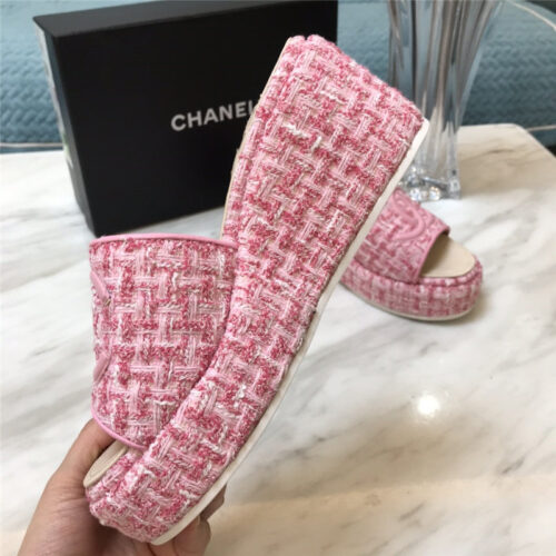 High Quality Luxury Chanel New Large Double C Lazy Platform Slippers – Style 71782 product detail