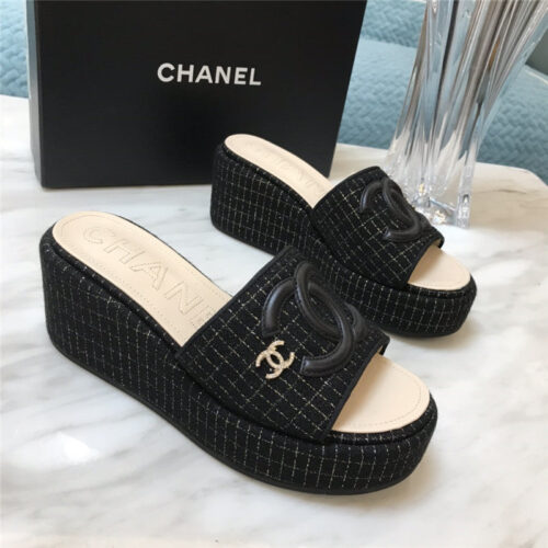 High Quality Luxury Chanel New Large Double C Lazy Platform Slippers product detail