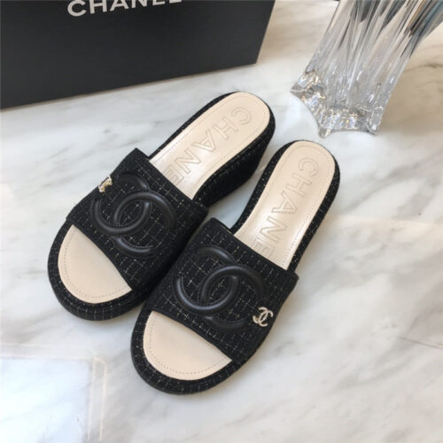 High Quality Luxury Chanel New Large Double C Lazy Platform Slippers product detail