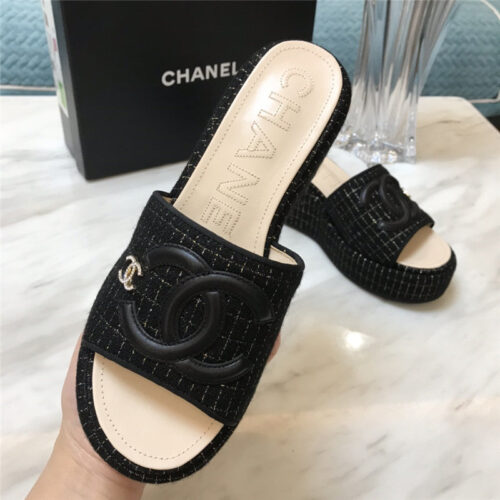 High Quality Luxury Chanel New Large Double C Lazy Platform Slippers product detail