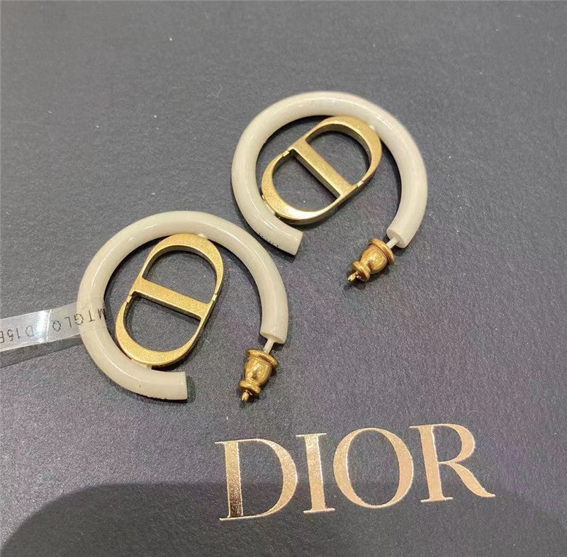 High Quality Luxury Dior Cd Logo Metal Stud Earrings product detail