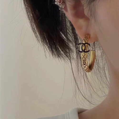 High Quality Luxury Chanel Lozenge Earrings alternate view
