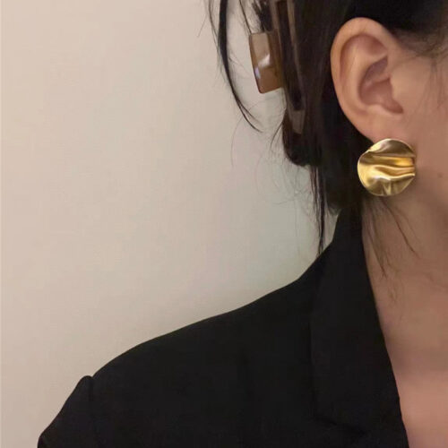 High Quality Luxury Celine Second Hand Stud Earrings alternate view