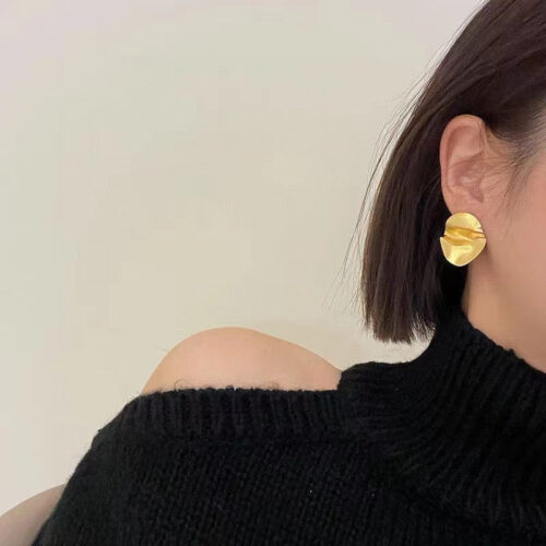 High Quality Luxury Celine Second Hand Stud Earrings product detail
