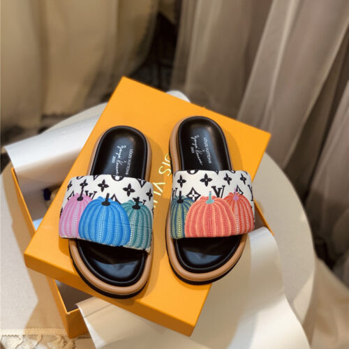 High Quality Luxury Louis Vuitton Couple Slippers – Style 59203 product detail