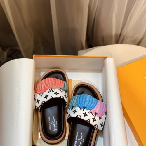 High Quality Luxury Louis Vuitton Couple Slippers – Style 59203 product detail