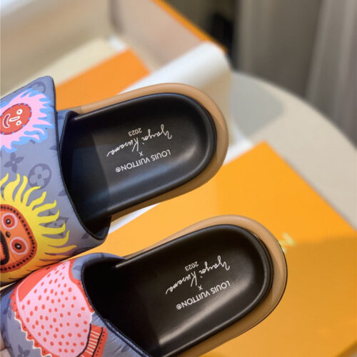 High Quality Luxury Louis Vuitton Couple Slippers – Style 24739 product detail