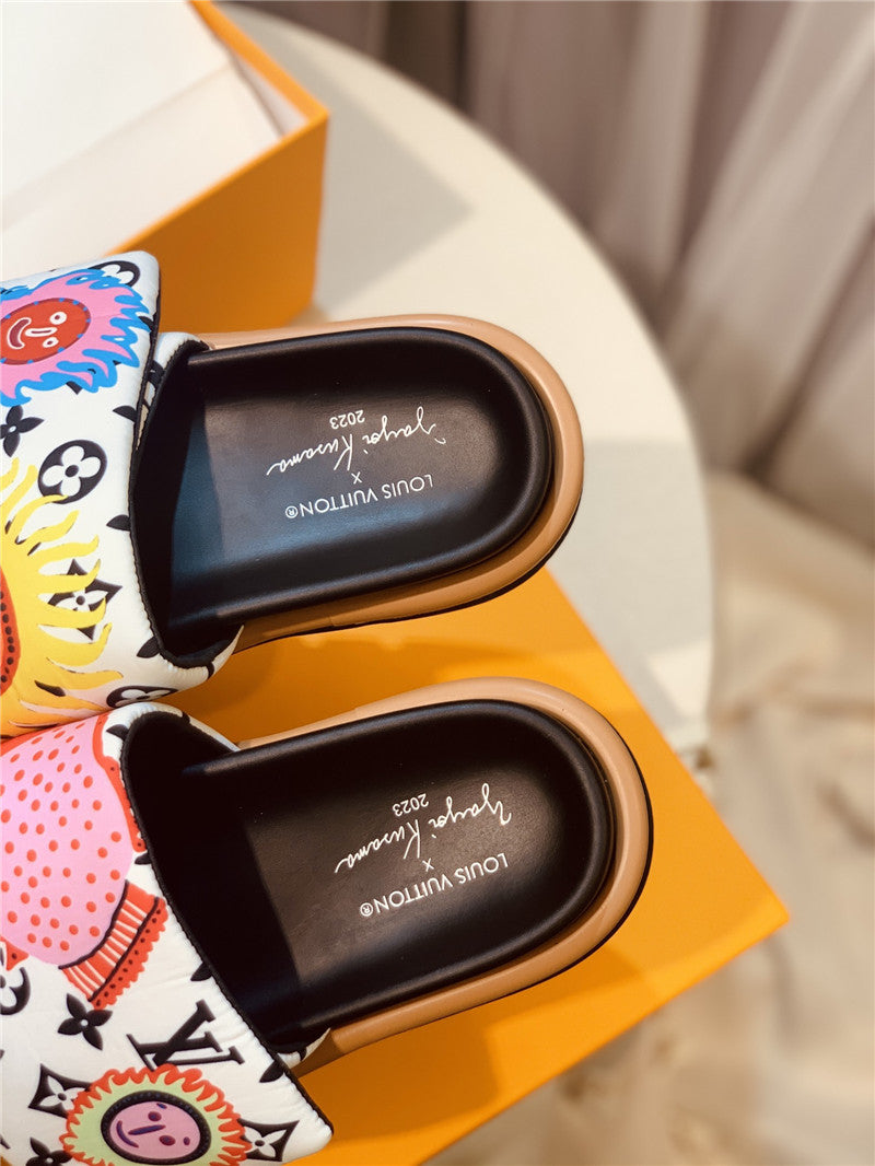 High Quality Luxury Louis Vuitton Couple Slippers – Style 55811 product detail