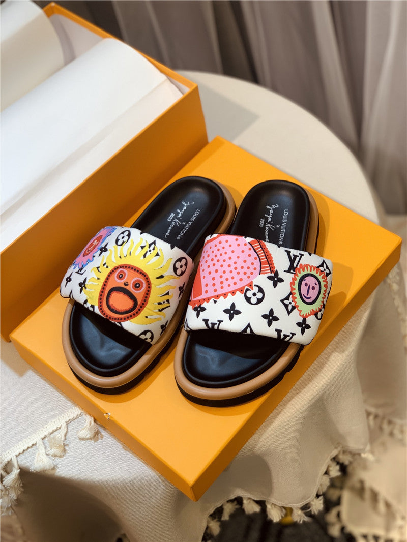 High Quality Luxury Louis Vuitton Couple Slippers – Style 55811