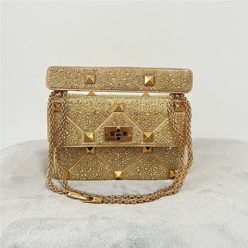 High Quality Luxury Valentino Garavani Roman Stud Crystal Shoulder Bag product detail