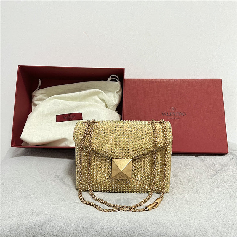 High Quality Luxury Valentino One Stud Crystal Micro Bag product detail