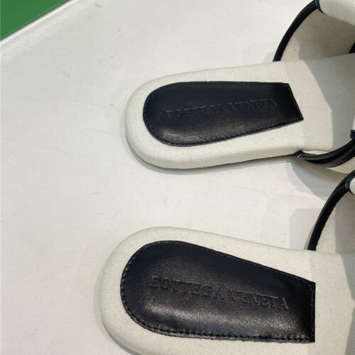 High Quality Luxury Bottega Veneta Patch Slides – Style 82246 product detail