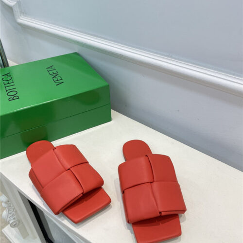 High Quality Luxury Bottega Veneta Patch Slides – Style 75462 product detail