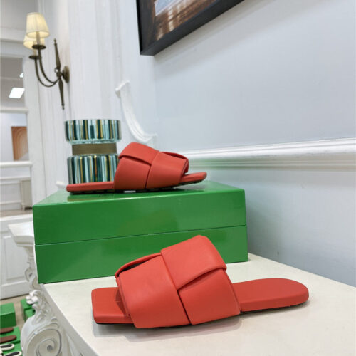 High Quality Luxury Bottega Veneta Patch Slides – Style 75462