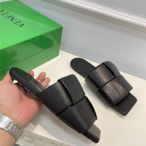 High Quality Luxury Bottega Veneta Patch Slides – Style 52870 alternate view