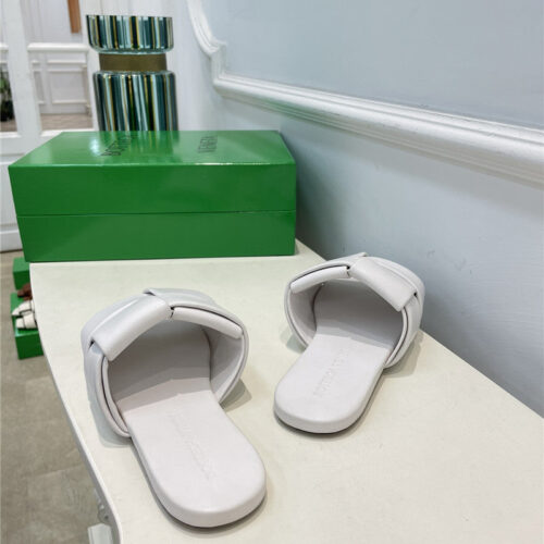 High Quality Luxury Bottega Veneta Patch Slides product detail