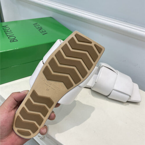 High Quality Luxury Bottega Veneta Patch Slides product detail