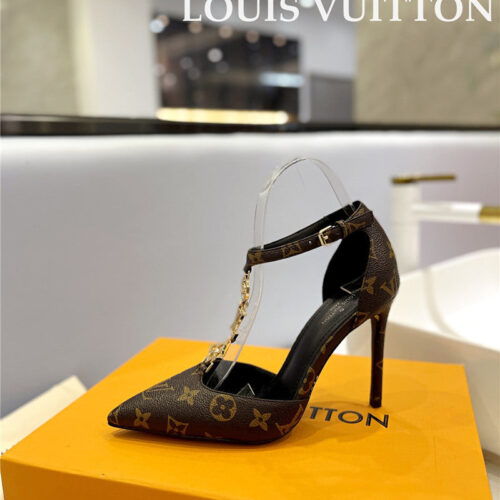 High Quality Luxury Louis Vuitton Fashion Bazaar Metal Chain High Heels – Style 27523 product detail