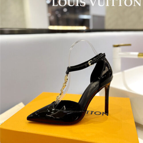High Quality Luxury Louis Vuitton Fashion Bazaar Metal Chain High Heels product detail