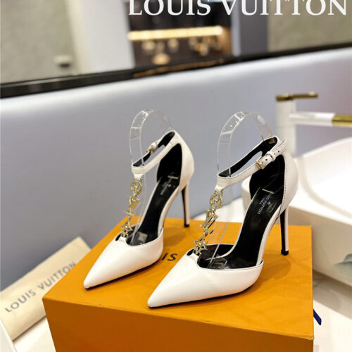 High Quality Luxury Louis Vuitton Fashion Bazaar Metal Chain High Heels – Style 29219 product detail