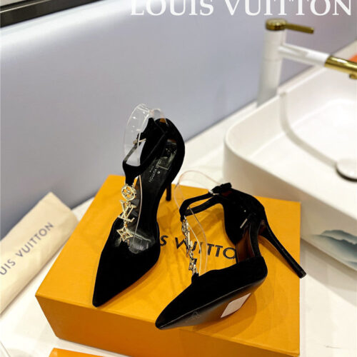 High Quality Luxury Louis Vuitton Fashion Bazaar Metal Chain High Heels – Style 63683 product detail