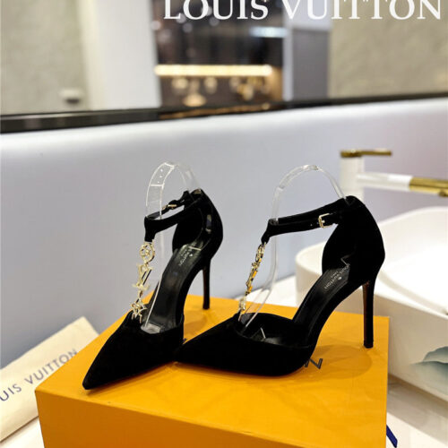 High Quality Luxury Louis Vuitton Fashion Bazaar Metal Chain High Heels – Style 63683 product detail