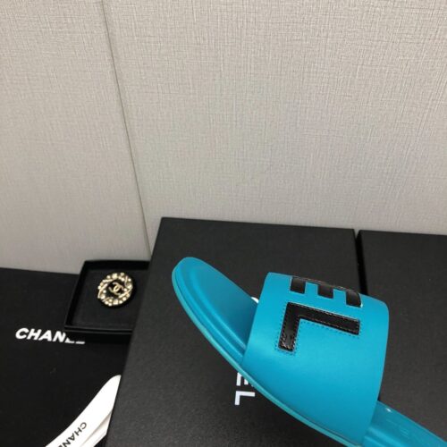 High Quality Luxury Chanel Color Matching Letter Leather Buckle Slippers – Style 10278 product detail